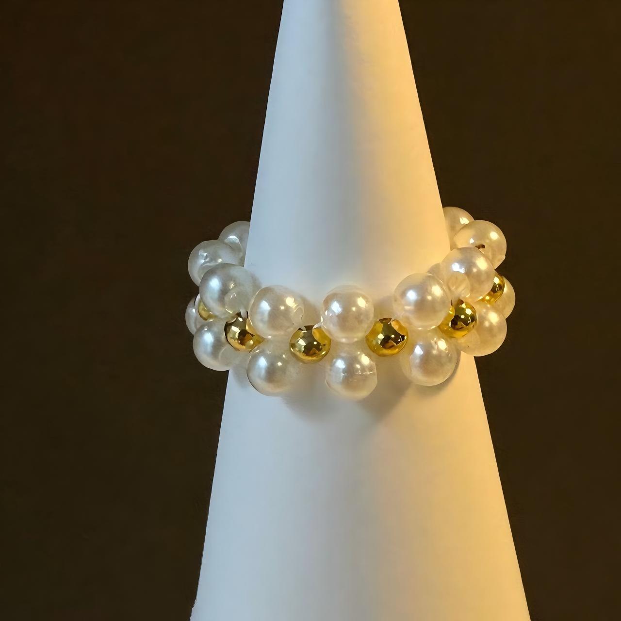 Pearl Echo Ring