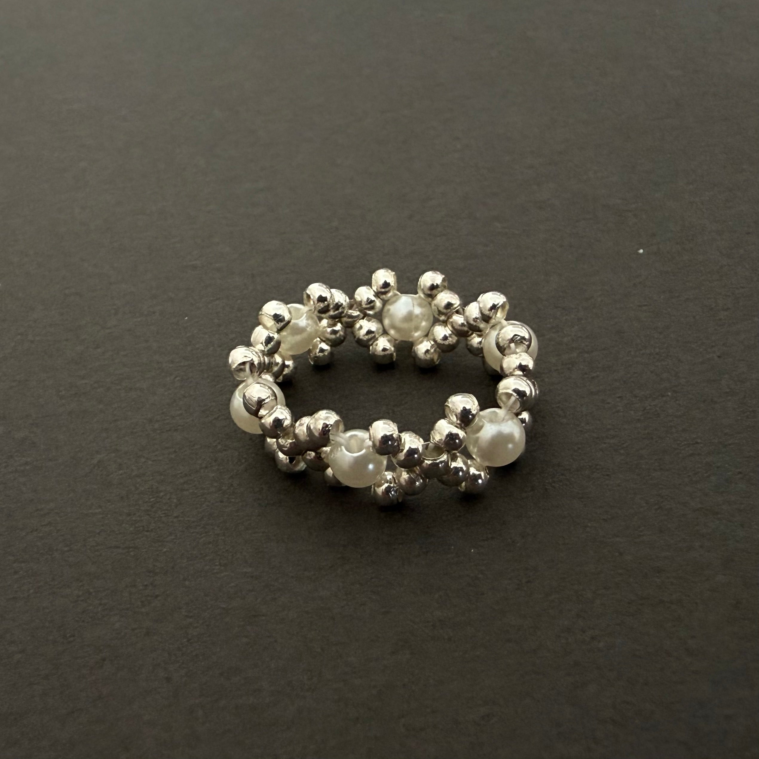 Pearl-Axis Ring
